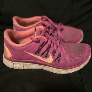 Women’s Tennis Shoes